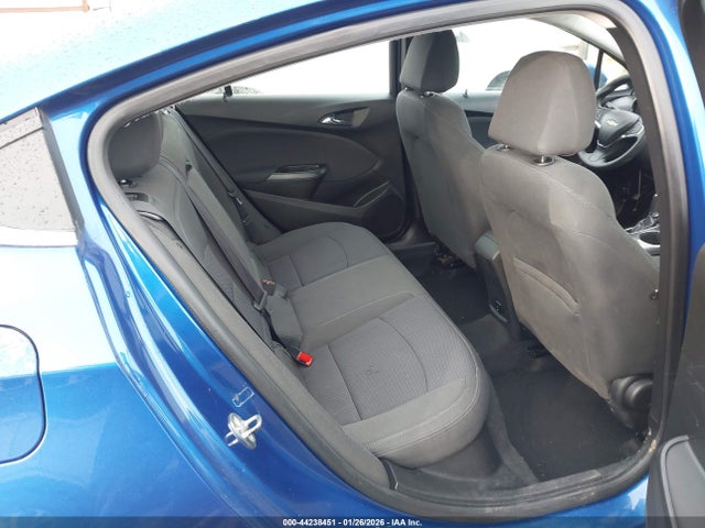 1G1BE5SM1J7143693 Chevrolet Cruze Lt Auto