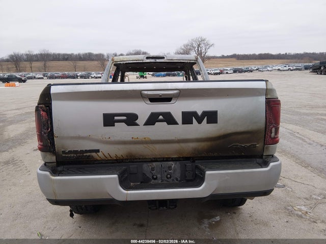 2026 Ram 2500 Laramie  4x4 6'4 Box მანქანა იყიდება აუქციონზე, vin: 3C63R5FL6TG163793, აუქციონის ნომერი: 44238456