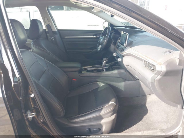 1N4BL4FV8LN300540 Nissan Altima Platinum Fwd
