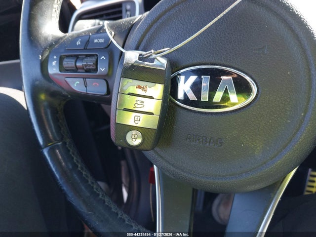 5XYPK4A51GG066958 KIA Sorento 3.3l Sxl