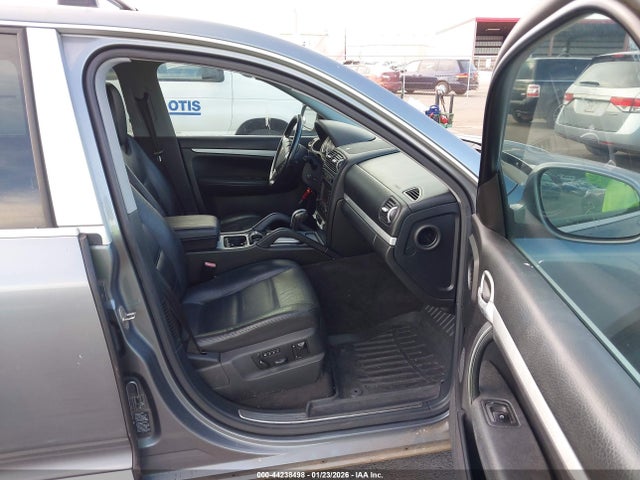 2005 PORSCHE CAYENNE WP1AB29P65LA62453 Photo 4