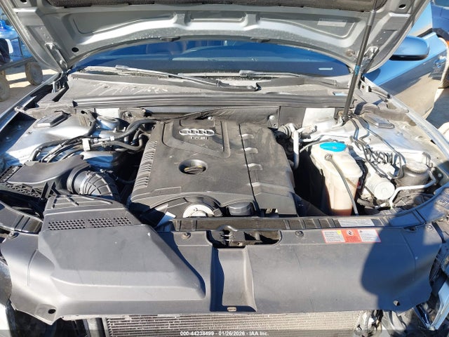 2010 AUDI A5 WAUTFAFH9AN011658 Photo 9