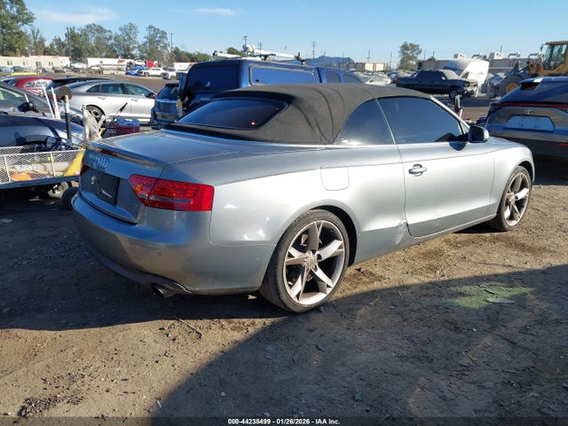 2010 AUDI A5 WAUTFAFH9AN011658 Photo 3