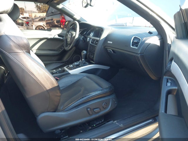2010 AUDI A5 WAUTFAFH9AN011658 Photo 4