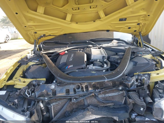WBS3R9C5XFK332922 BMW M4