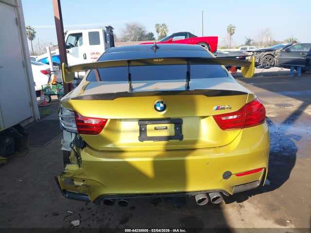 WBS3R9C5XFK332922 BMW M4