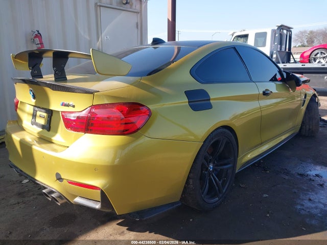 WBS3R9C5XFK332922 BMW M4