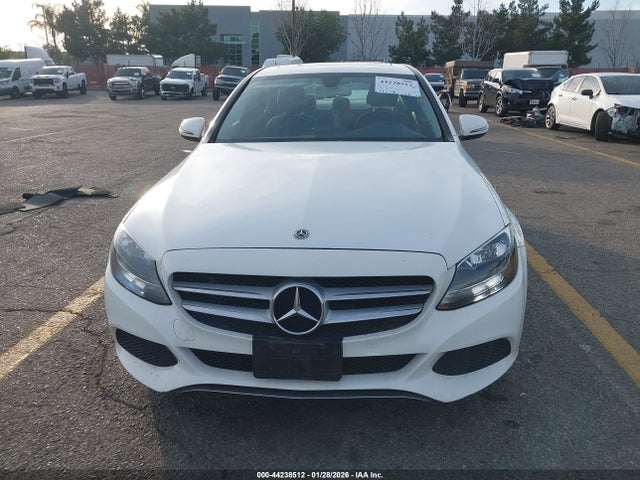 55SWF4JB8JU240219 Mercedes-Benz C 300