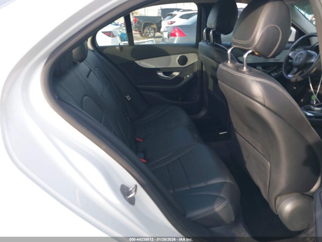 55SWF4JB8JU240219 Mercedes-Benz C 300