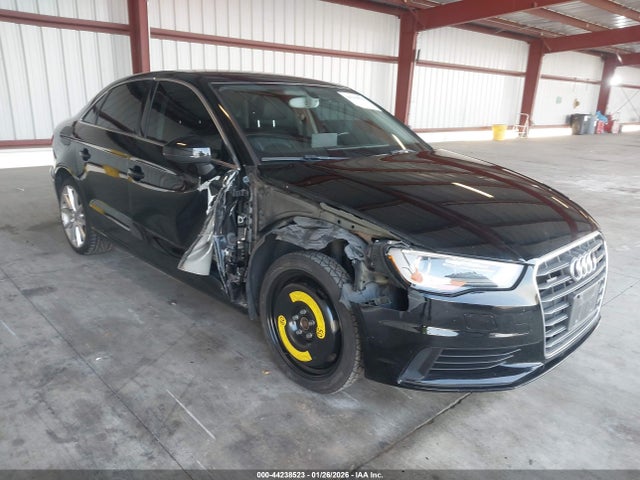 2015 AUDI A3 WAUBFGFF9F1003684 Photo 0