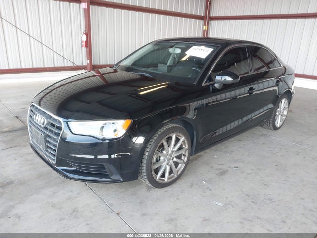 2015 AUDI A3 WAUBFGFF9F1003684 Photo 1