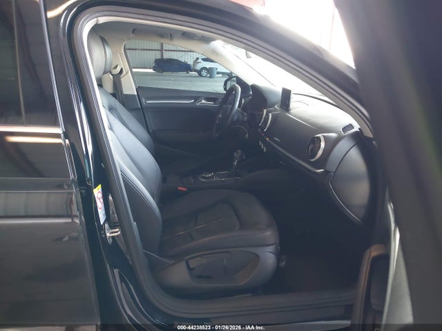 2015 AUDI A3 WAUBFGFF9F1003684 Photo 4