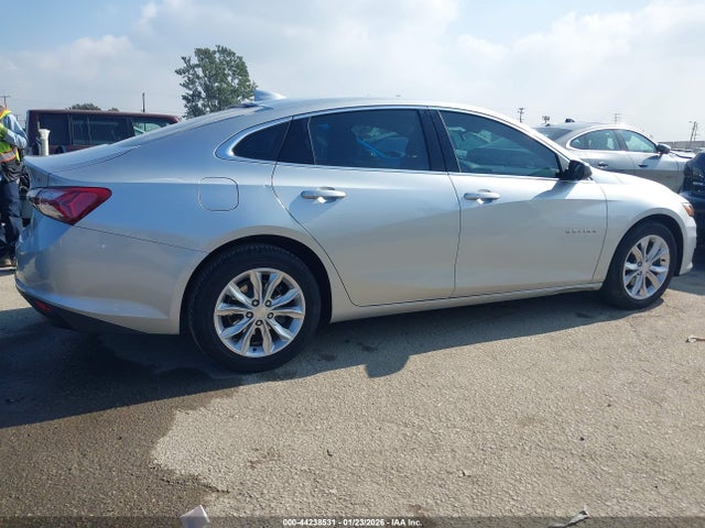 1G1ZD5ST3LF031110 Chevrolet Malibu Fwd Lt