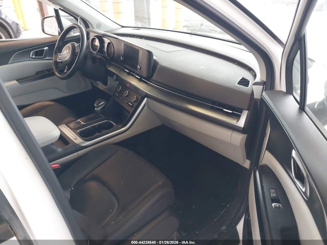 KNDNB4H3XR6331863 KIA Carnival Mpv Lx Seat Package