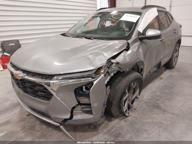 KL77LHEP8SC243452 Chevrolet Trax Fwd Lt