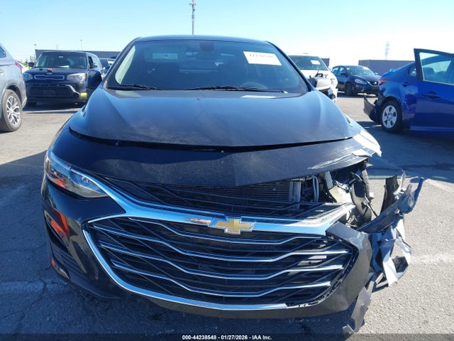1G1ZB5ST2MF051582 Chevrolet Malibu Fwd Ls