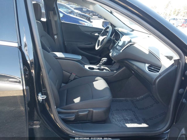 1G1ZB5ST2MF051582 Chevrolet Malibu Fwd Ls