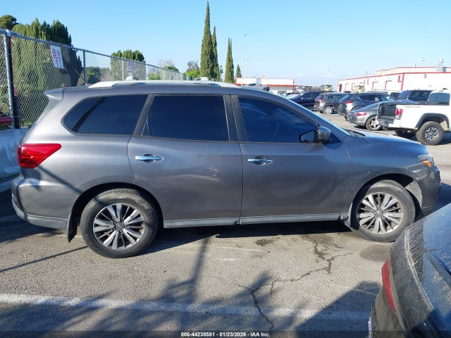 5N1DR2MN6HC665550 Nissan Pathfinder S
