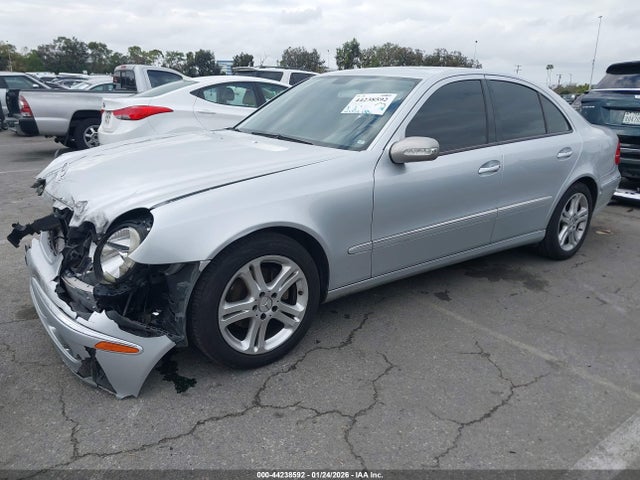 44238592 :رقم المزاد ، WDBUF56J16A871066 vin ، 2006 Mercedes-benz E 350 مزاد بيع