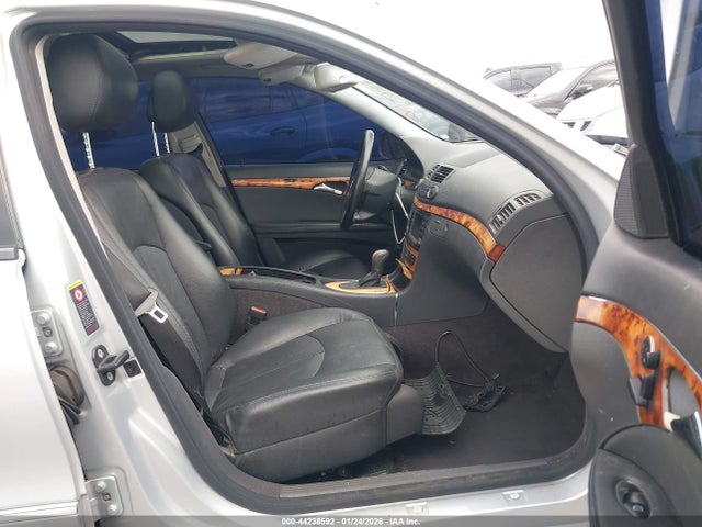 44238592 :رقم المزاد ، WDBUF56J16A871066 vin ، 2006 Mercedes-benz E 350 مزاد بيع