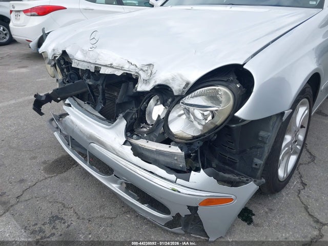 44238592 :رقم المزاد ، WDBUF56J16A871066 vin ، 2006 Mercedes-benz E 350 مزاد بيع