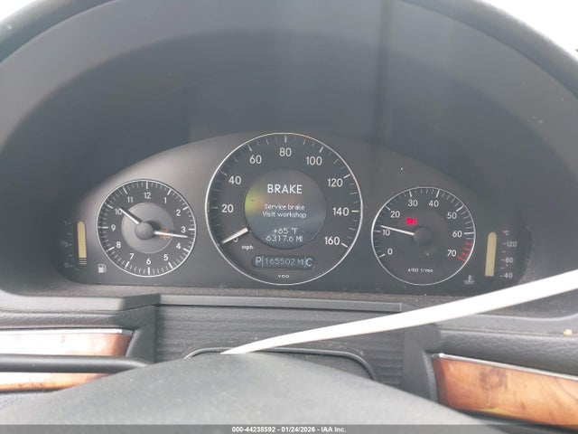 44238592 :رقم المزاد ، WDBUF56J16A871066 vin ، 2006 Mercedes-benz E 350 مزاد بيع