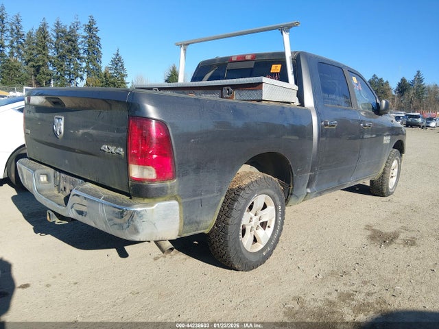 1C6RR7LG0ES305693 RAM 1500 Slt