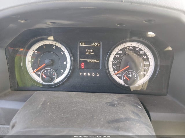 1C6RR7LG0ES305693 RAM 1500 Slt