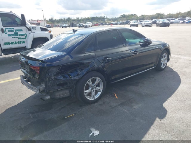 2018 AUDI A4 WAUKMAF43JA029496 Photo 3