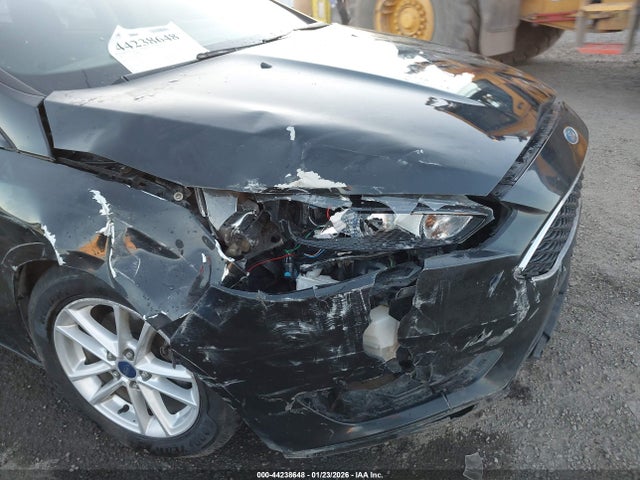 Ford FOCUS SE 2015 1FADP3F22FL329075 Image 6