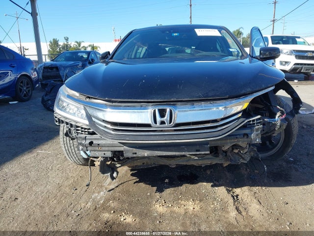 1HGCR3F97GA005311 Honda Accord Touring