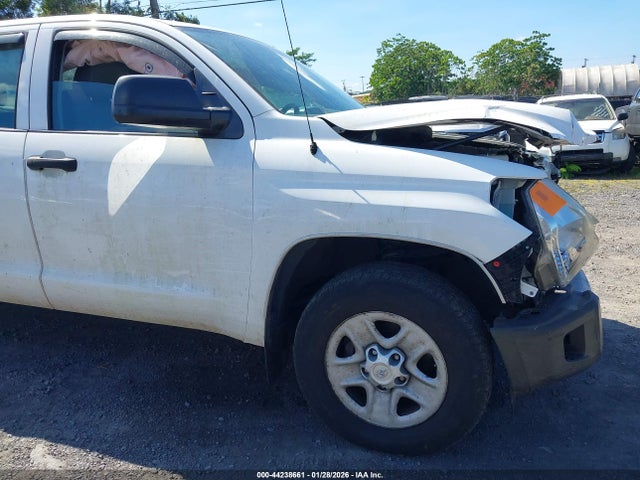 Toyota Tundra Sr 5.7l V8 2017 5TFTY5F14HX009581 Image 19