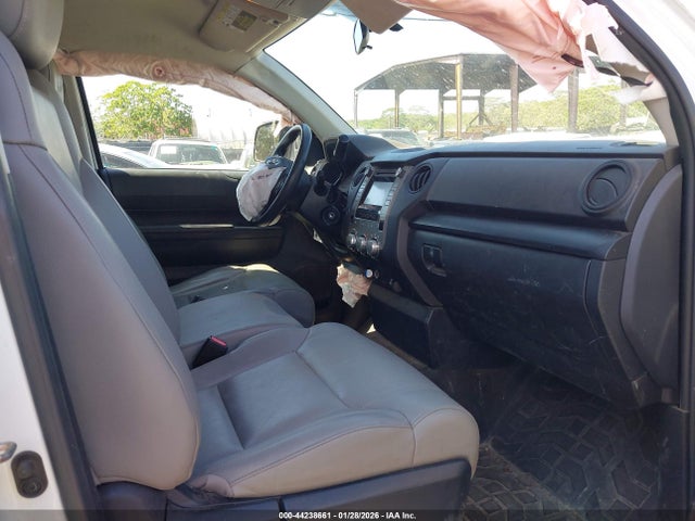 Toyota Tundra Sr 5.7l V8 2017 5TFTY5F14HX009581 Image 5