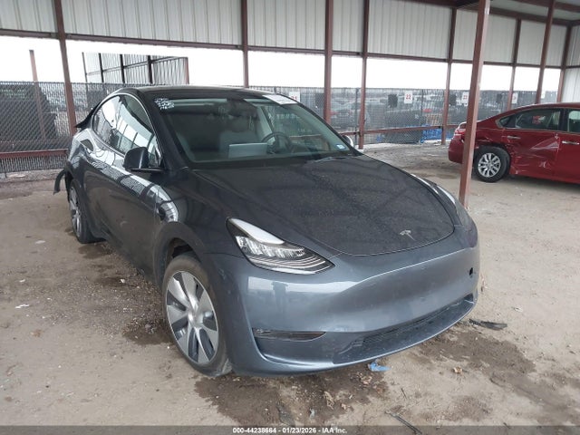 2023 TESLA MODEL Y 7SAYGDEE2PA144803 Photo 0