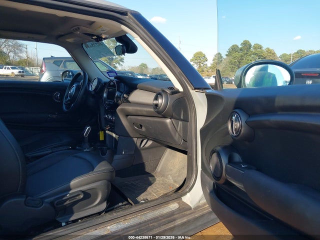 2020 MINI HARDTOP WMWXR3C07L2M86376 Photo 4