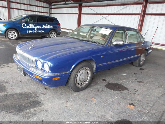 1999 JAGUAR XJ8 SAJKD604XXC866110 Photo 1