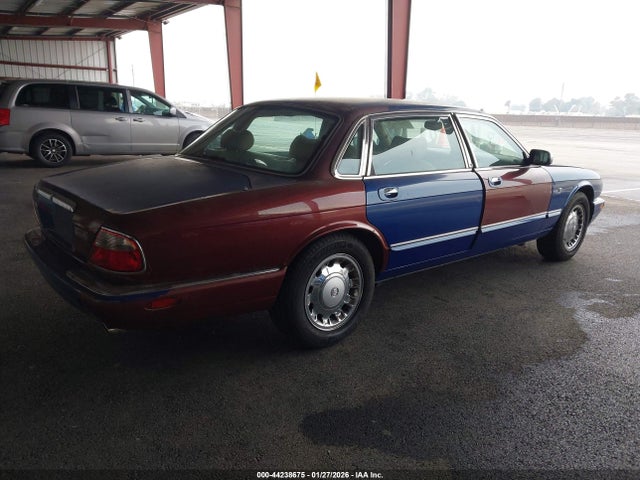 1999 JAGUAR XJ8 SAJKD604XXC866110 Photo 3