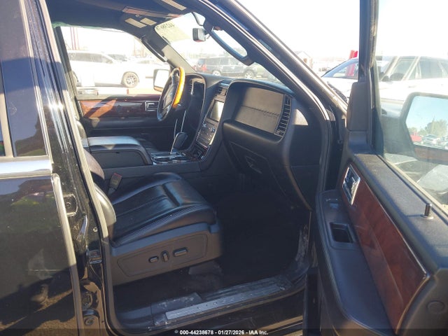 5LMJJ3HT1HEL12966 Lincoln Navigator L Select