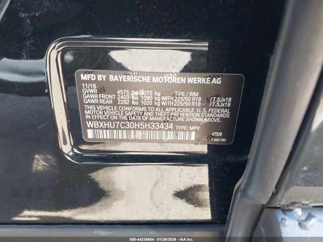 2017 BMW X1 WBXHU7C30H5H33434 Photo 8