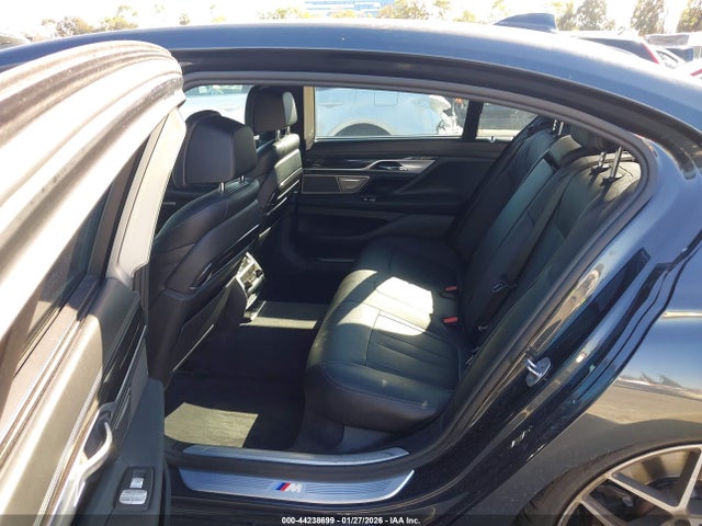 2017 BMW 740I WBA7E2C5XHG739749 Photo 7