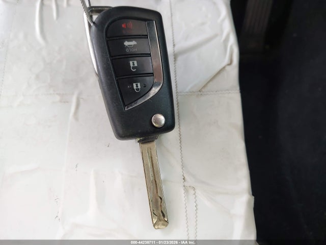 4T1B11HK9JU634091 Toyota CAMRY LE