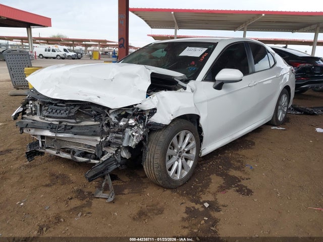4T1B11HK9JU634091 Toyota CAMRY LE