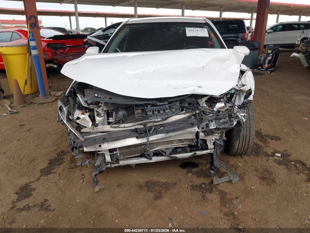 4T1B11HK9JU634091 Toyota CAMRY LE