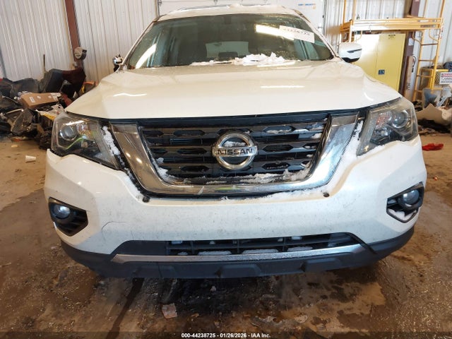 44238725 :رقم المزاد ، 5N1DR2MN3HC690938 vin ، 2017 Nissan Pathfinder Sv مزاد بيع