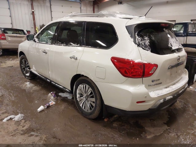 44238725 :رقم المزاد ، 5N1DR2MN3HC690938 vin ، 2017 Nissan Pathfinder Sv مزاد بيع