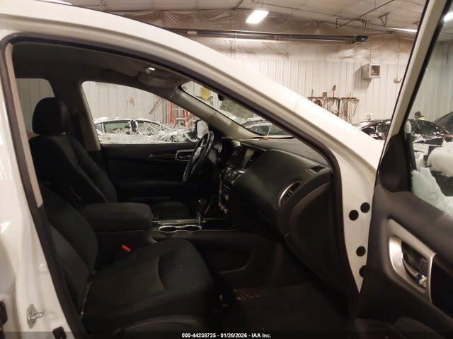 44238725 :رقم المزاد ، 5N1DR2MN3HC690938 vin ، 2017 Nissan Pathfinder Sv مزاد بيع