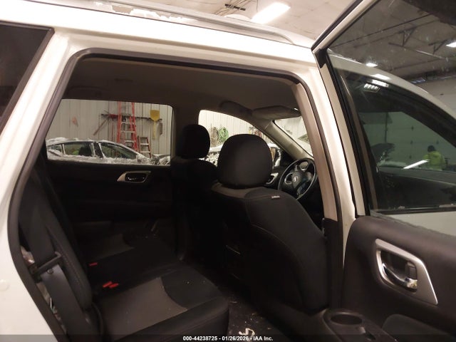 44238725 :رقم المزاد ، 5N1DR2MN3HC690938 vin ، 2017 Nissan Pathfinder Sv مزاد بيع