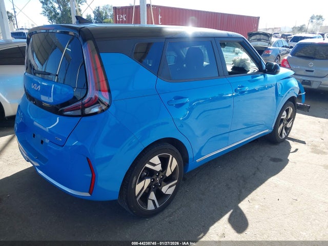 KNDJ53AU1P7192877 KIA Soul Gt-line