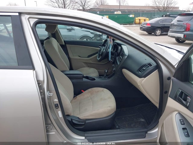 KIA Optima Lx 2015 KNAGM4A73F5547794 Image 5