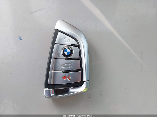 2022 BMW 530 WBA53BH00NCK25762 Photo 10